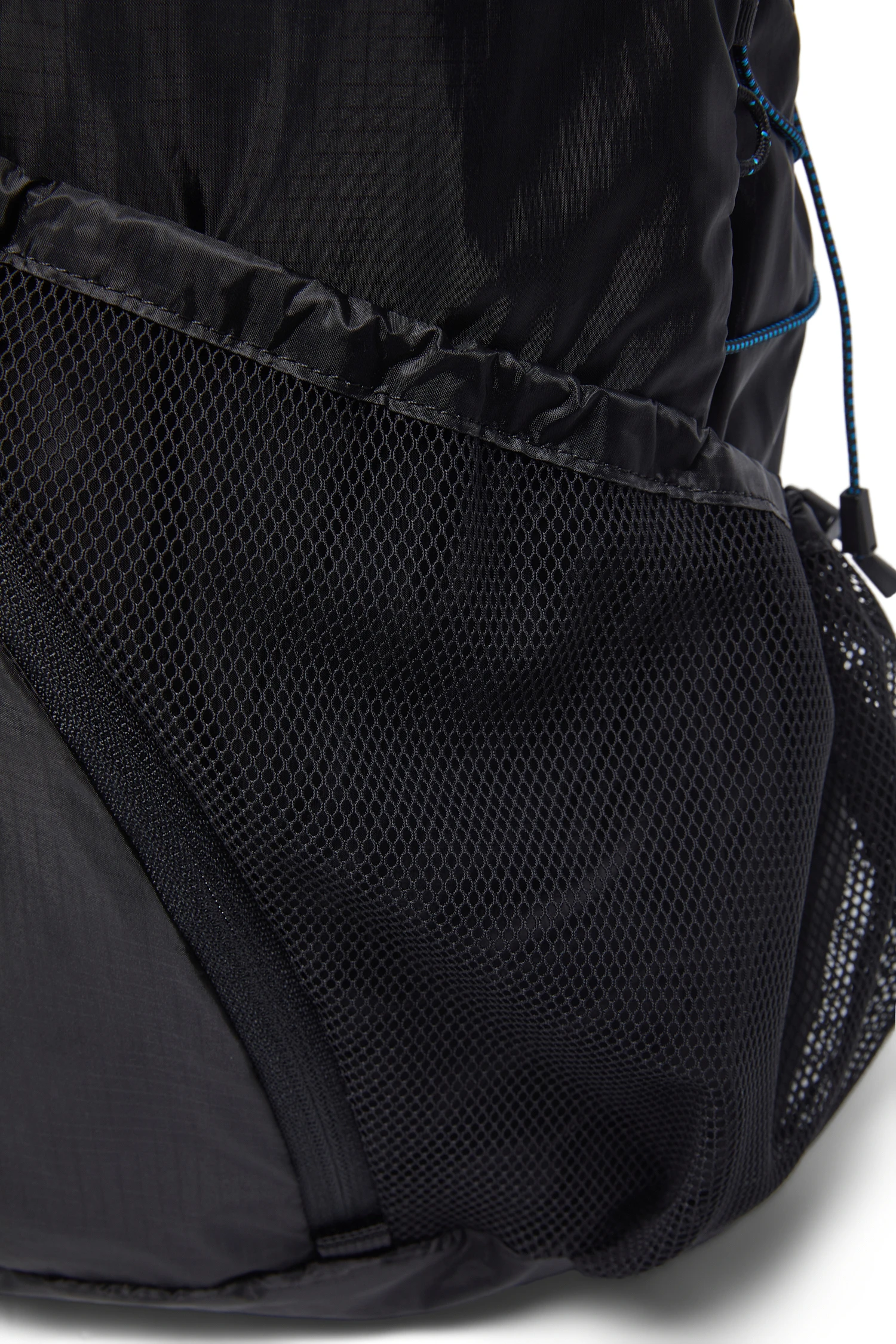 【韓國代購】【韓國限定】Helinox Wear Eclipse Lightpack 20L_Black