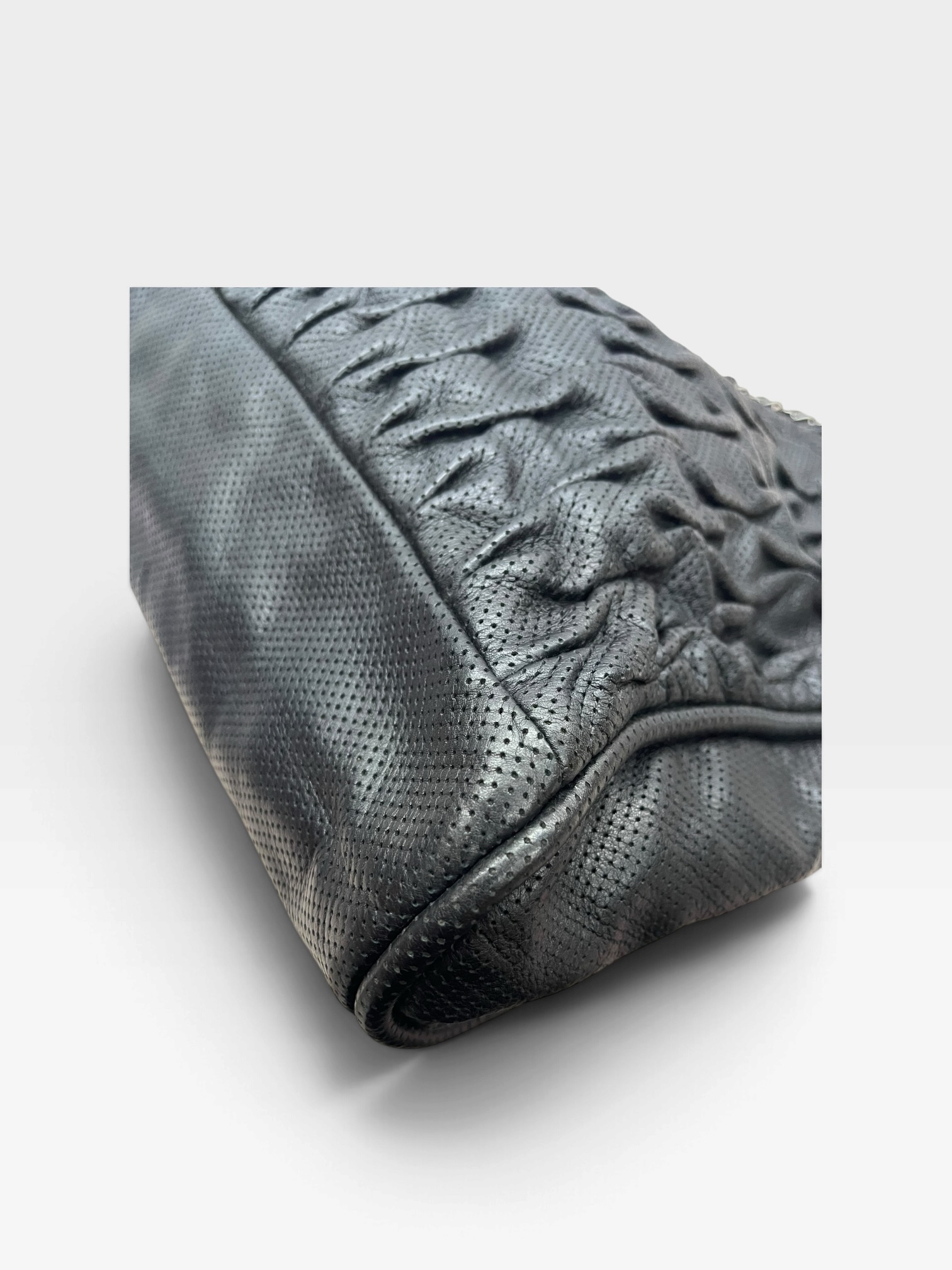 Pre-Owned CHANEL Perforated Ultimate Soft Hobo Bag/Product Code: 102204