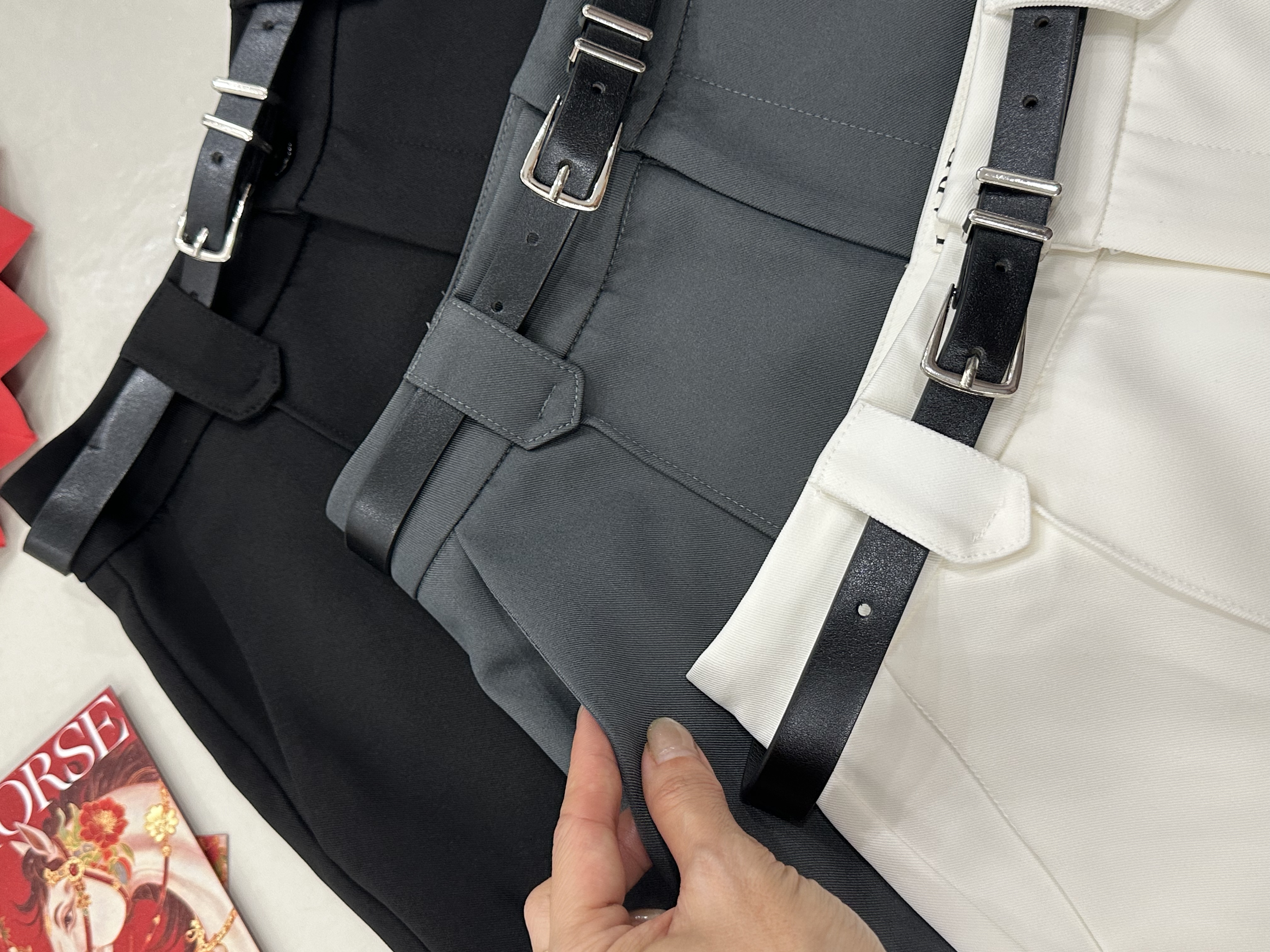 120043 Suis Short Pant with belt 西装高腰短裤