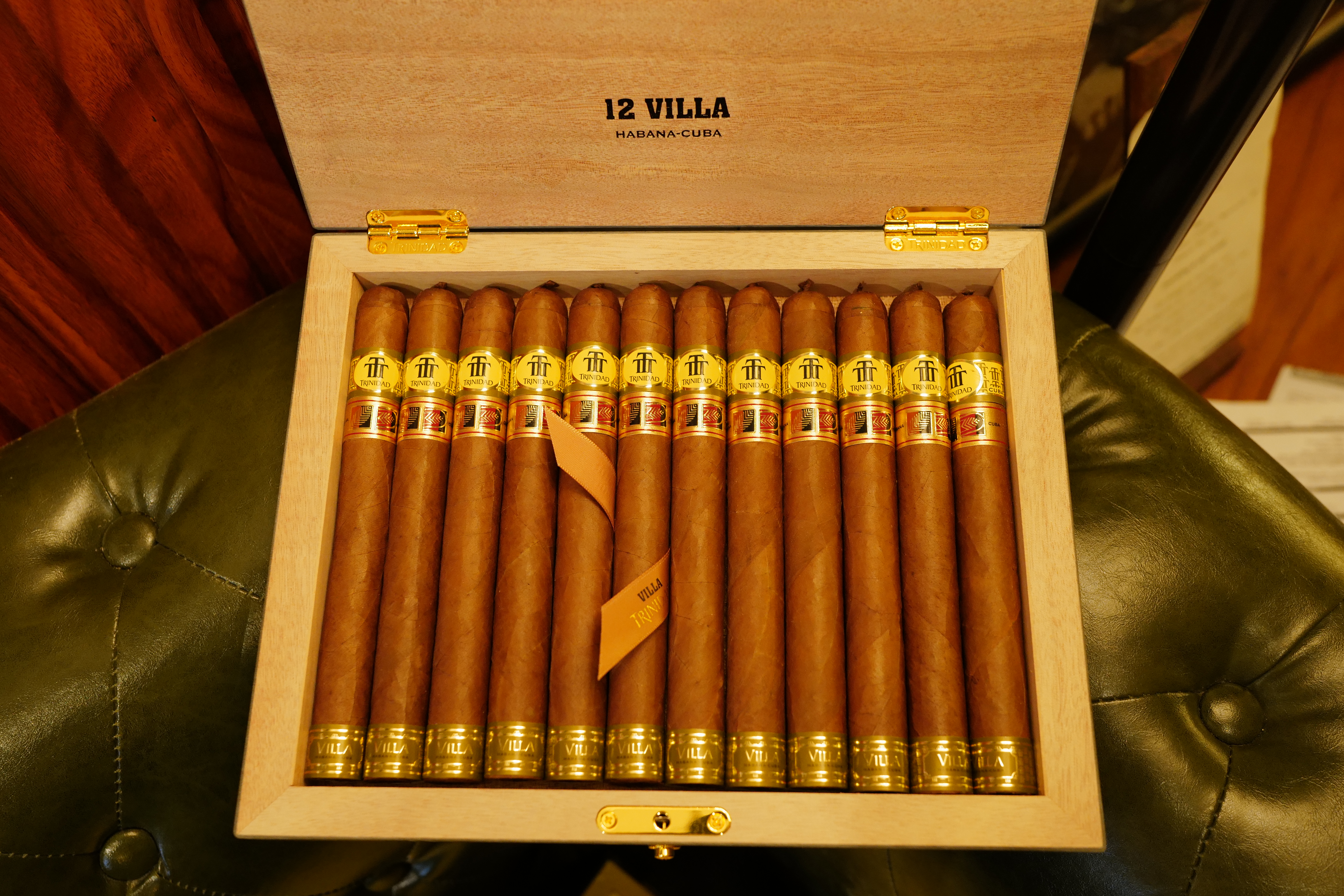 Trinidad Villa Especialista en Habanos y La Casa del Habano Exclusivo (千里達 別墅)