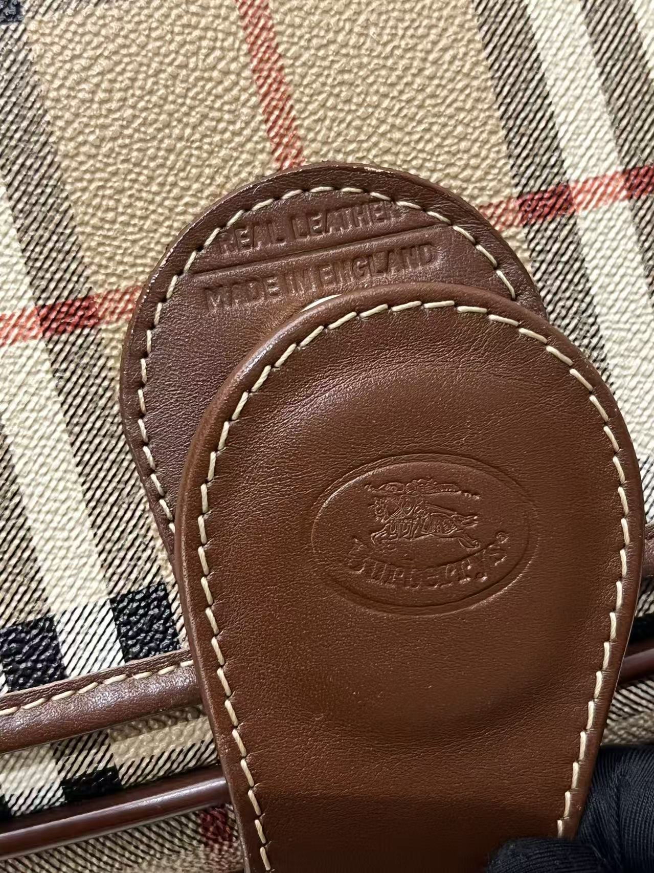 Burberrys Vintage Nova Check Saddle Bag