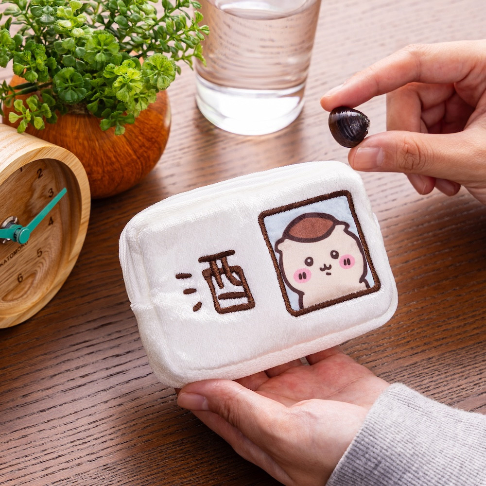 【E賞】 日版 Chiikawa栗子饅頭一番賞 - 掛飾～ 酒的執照