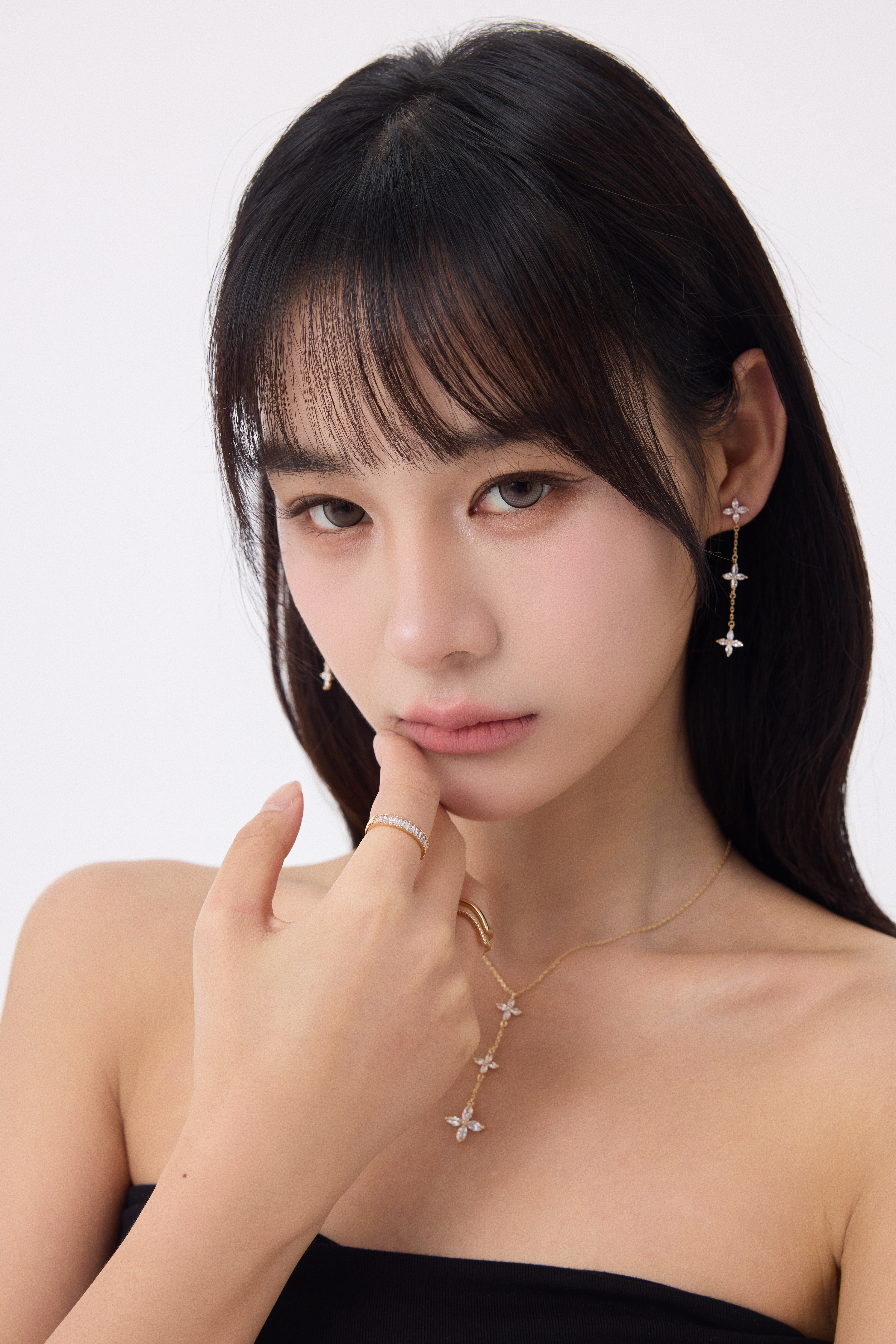 ✨大場合必備！超靚自留✨Fleur de Lumière Necklace Plaqué or