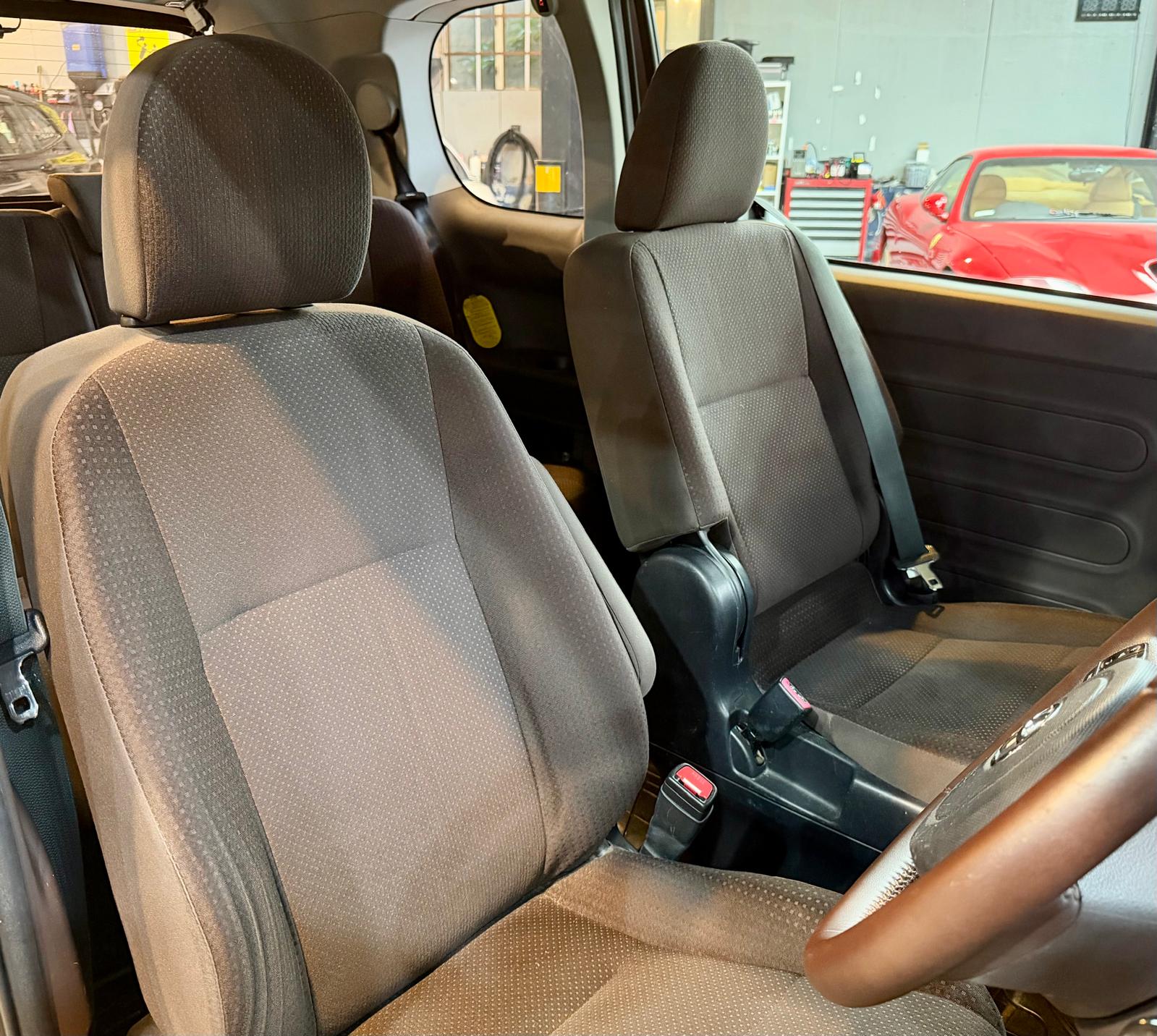 Toyota Spade G 1.5 2013