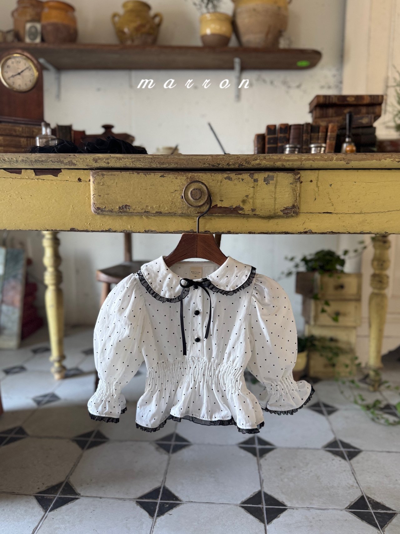 🇰🇷Marron blouse