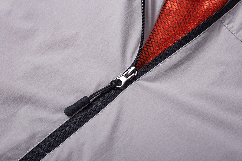CLV Men's Solar Heat Reflector Golf Jacket  男士太陽能蓄熱防風高爾夫外套