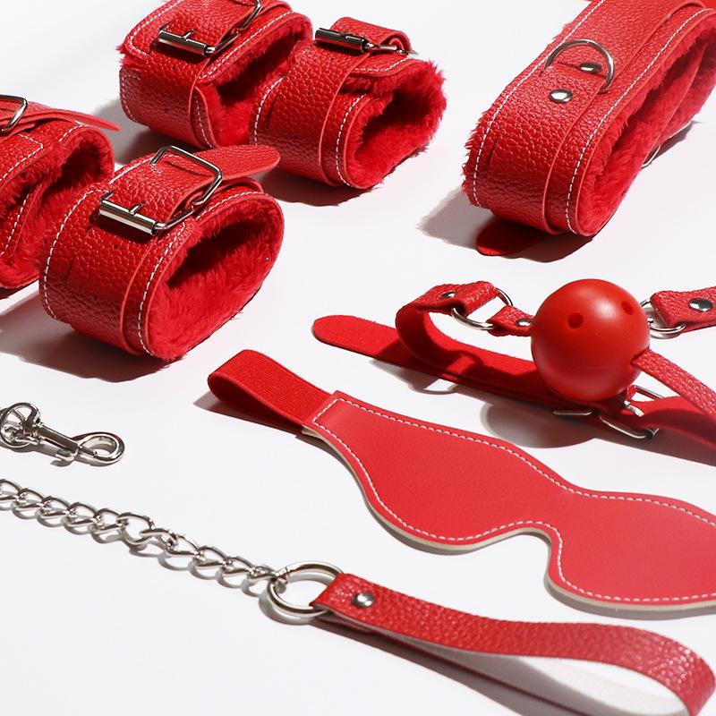 ​🌹 🔥 紅絲絨皮革 BDSM 七件套組｜極致感官誘惑​「在束縛中釋放天性，於溫柔中感受絕對佔有。」