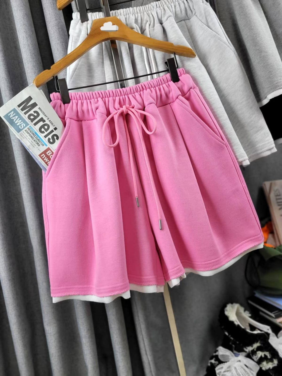 🩵【顯瘦神褲】假兩件撞色邊闊腳短褲