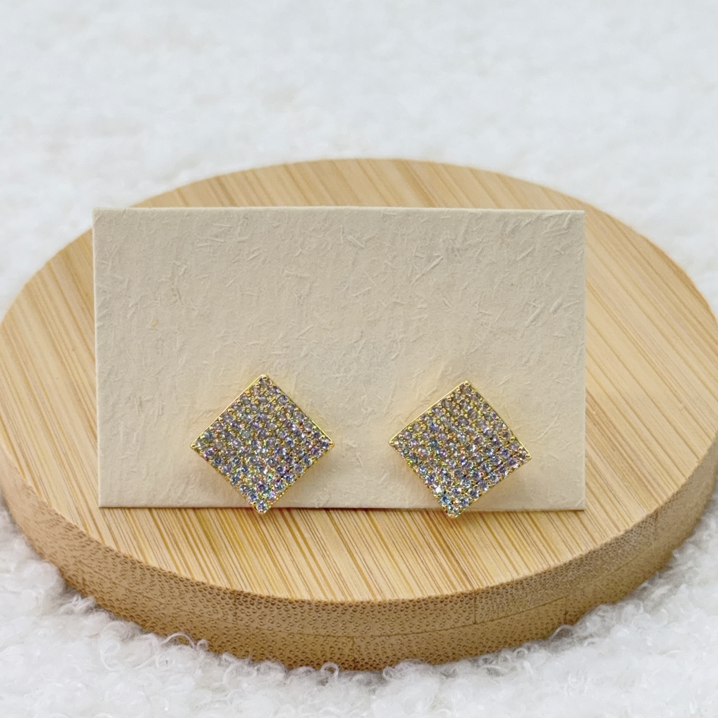 金色微鑲菱形耳環 (925 Silver Post)