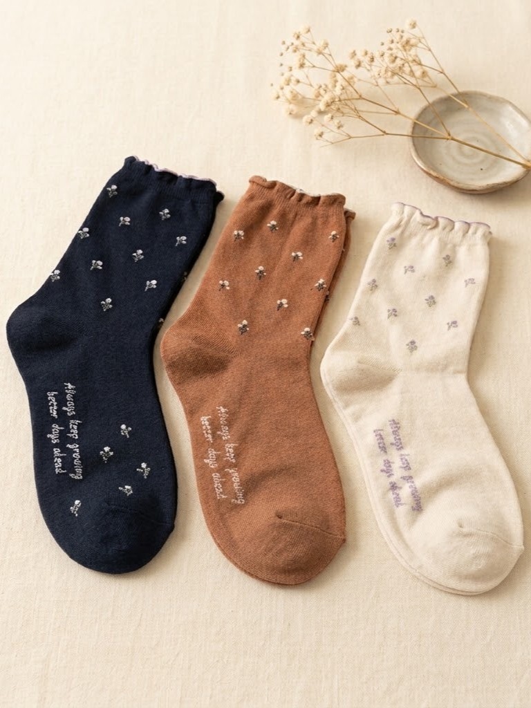 Korean Berry Bloom Women's High Crew Socks 