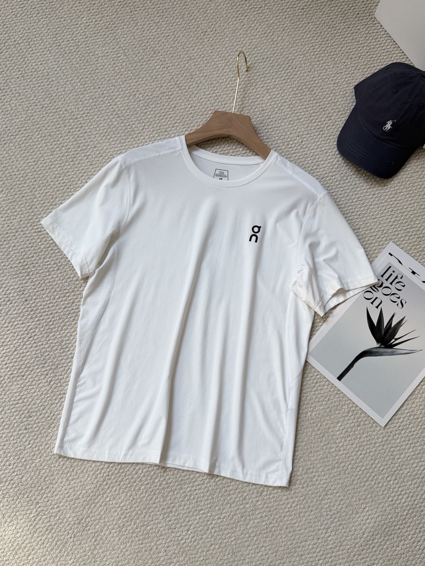 $168件。2件起$158件。🏃‍♂️6色選擇【On 昂 Club-T 高彈速乾T恤】✨運動＋日常兩用｜夏天必備✨