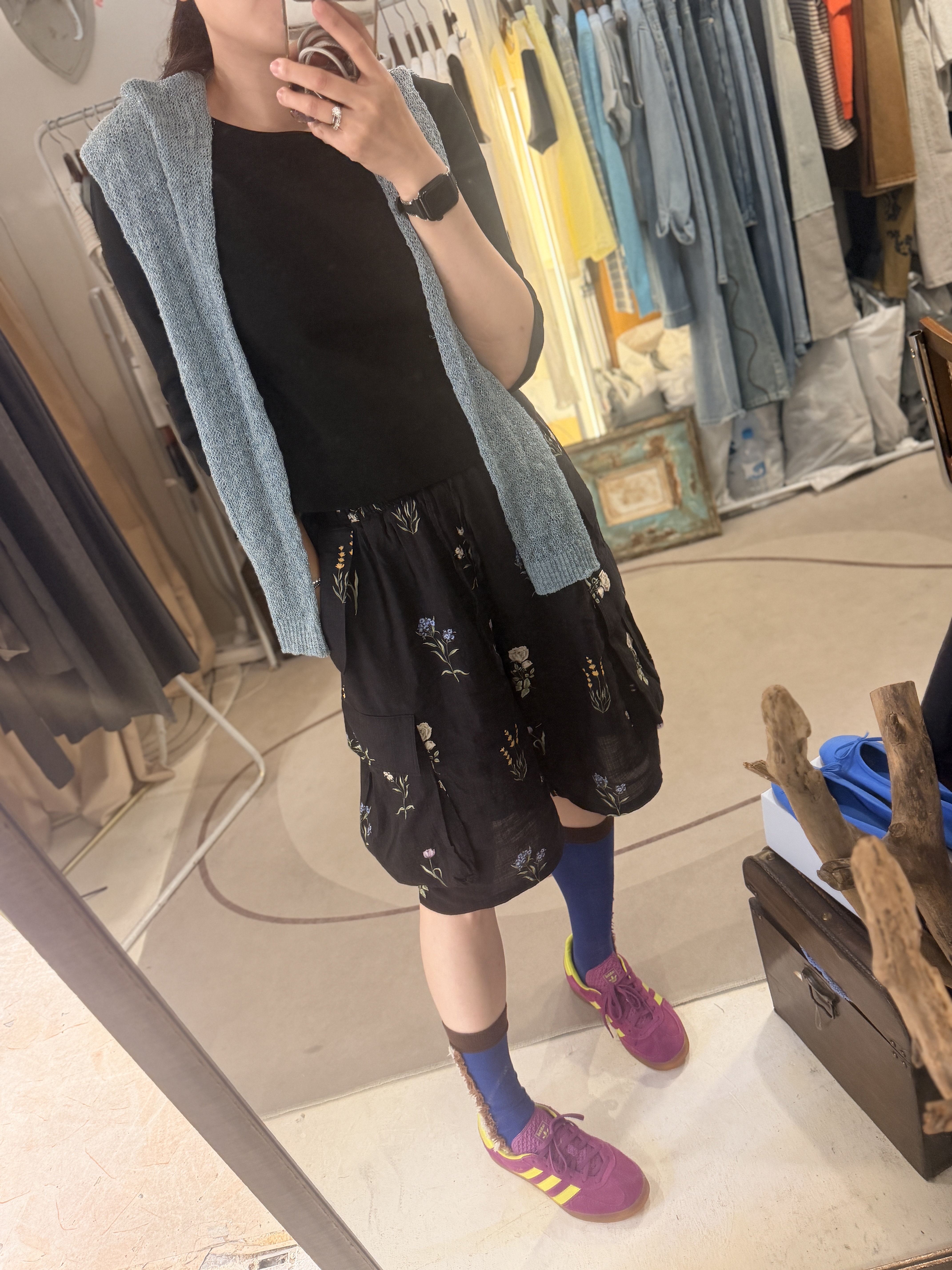 Linen flower shorts
