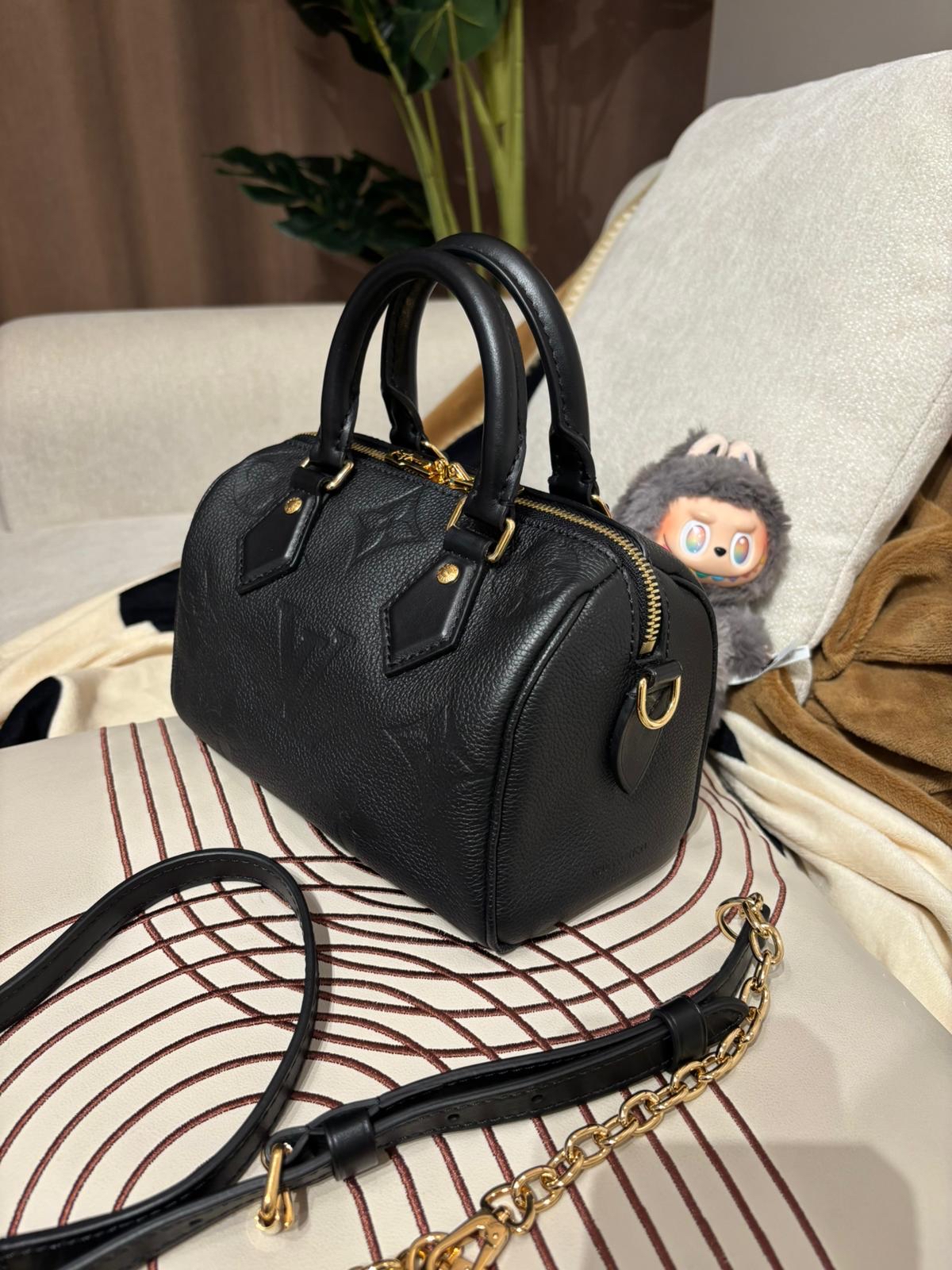 Lv Speedy 20 Bandoulière 20 M58953 Monogram Empreinte粒面皮革 100%Authentic, 98%New ✅Key Lock ✅Dust bag
