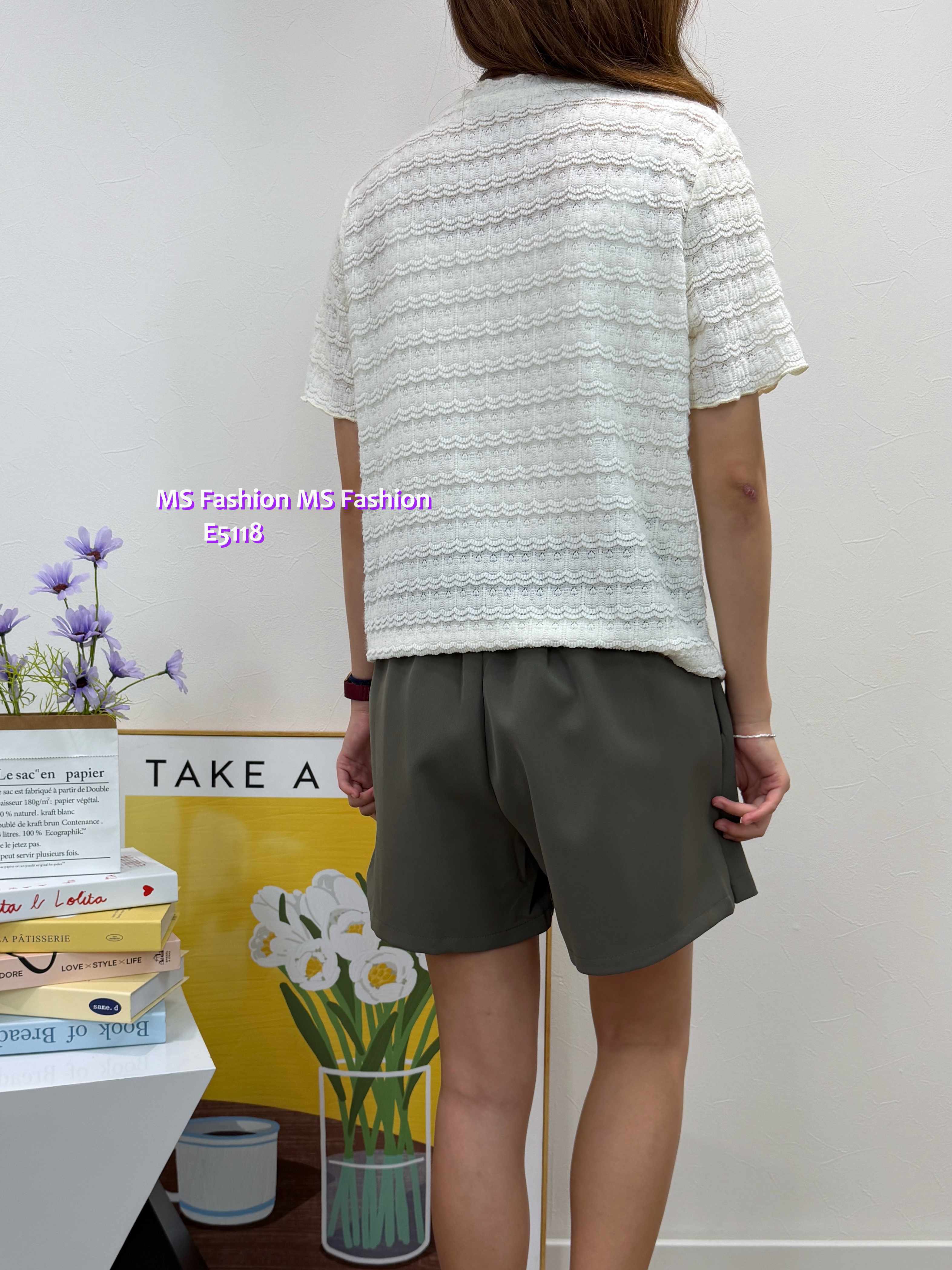 E5118 波浪橫紋top
