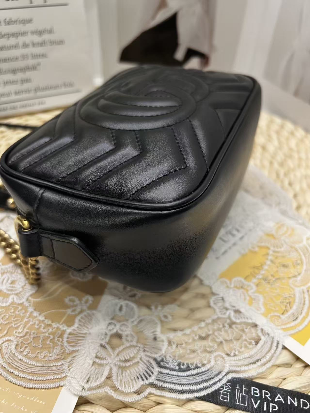  GUCCI Marmont Matelassé Leather Camera Bag