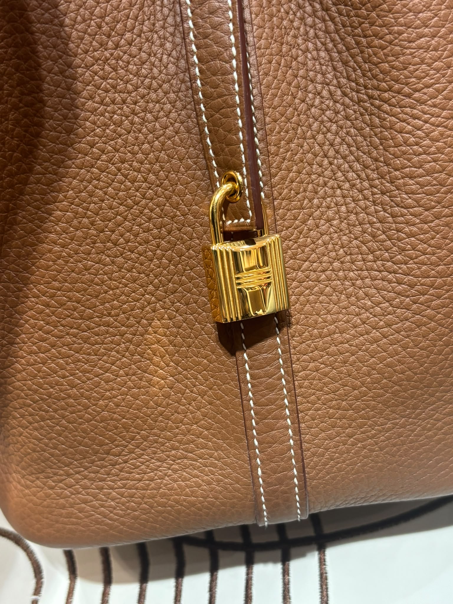 Hermes picotin 22,STAMP W Gold/Gold 100%Authentic, 98%New unused  ✅收據副本✅key lock ✅Dust bag✅box