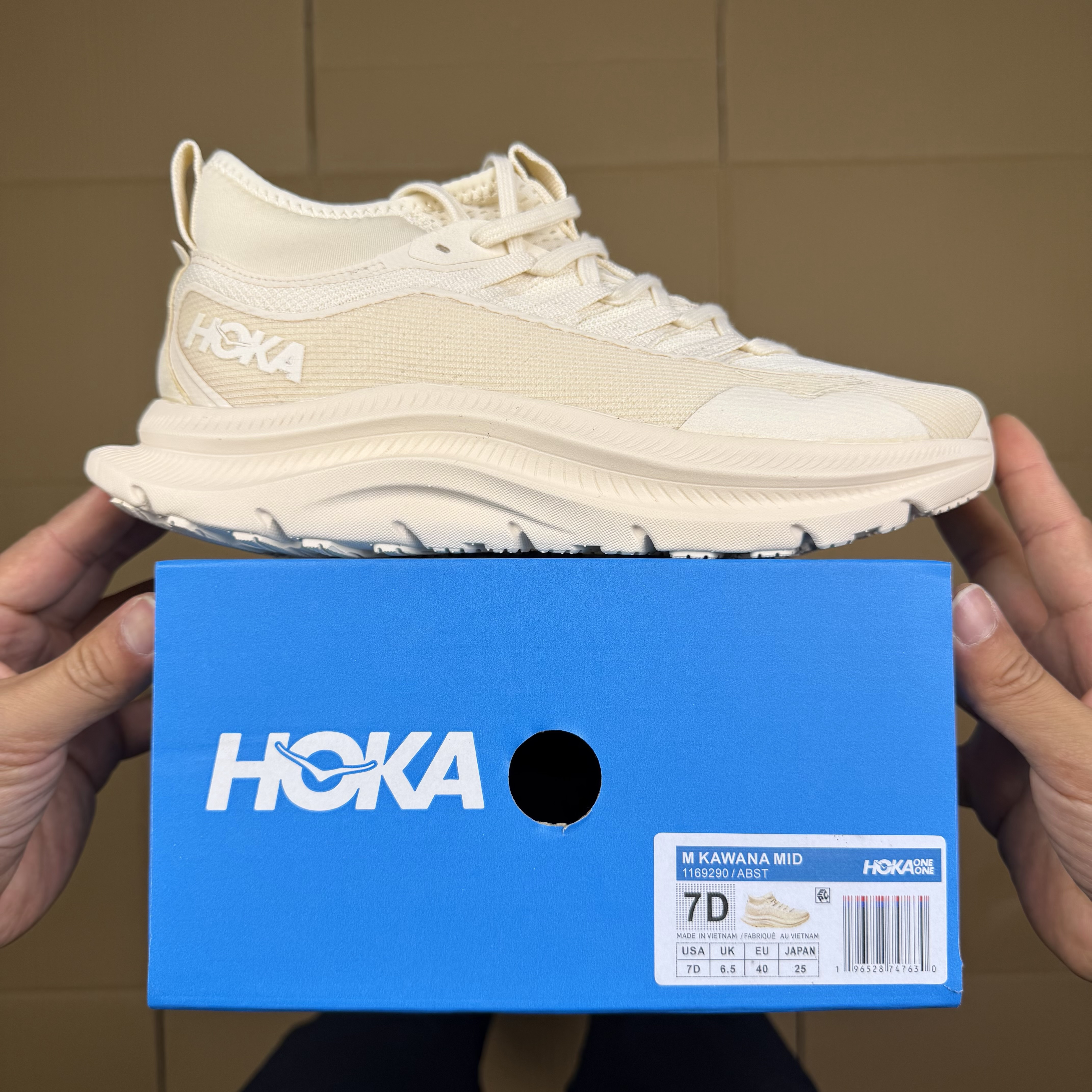 Hoka One One Kawana Mid