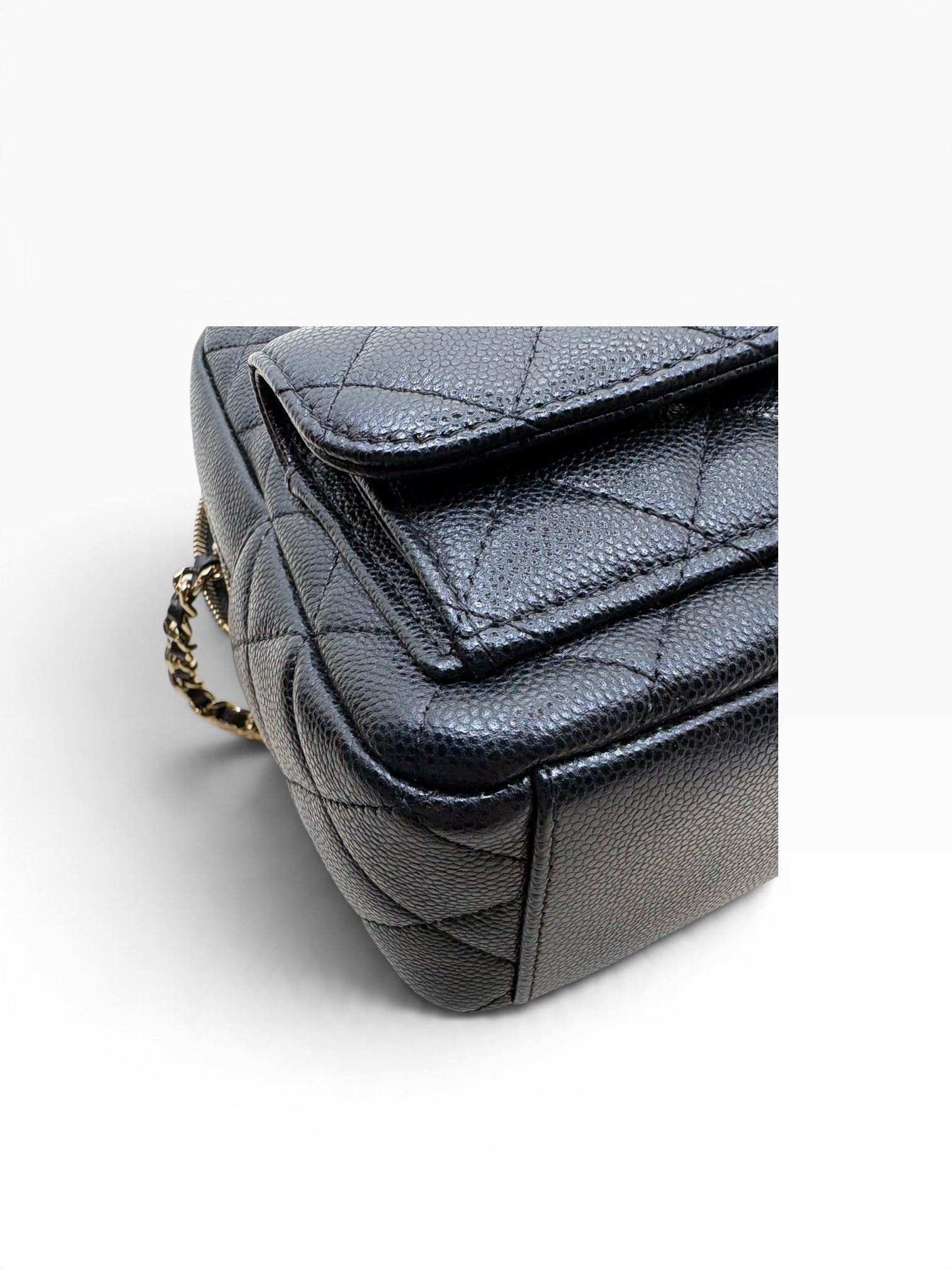Pre owned chanel backpack K9101