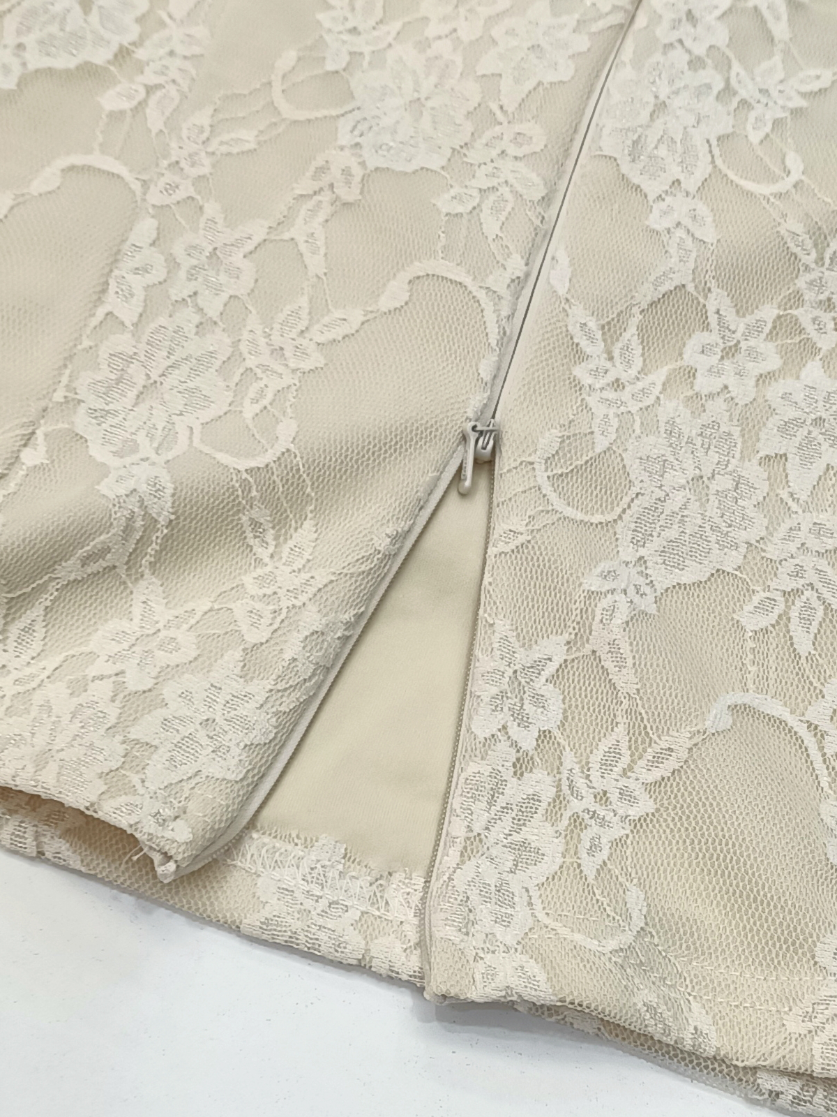 Soft Edge Lace Blouse M199