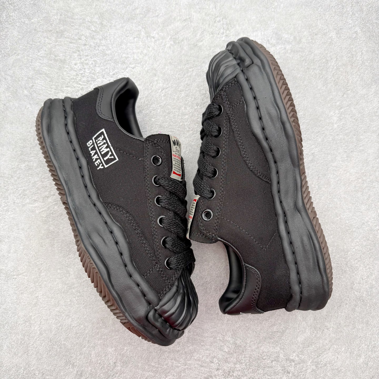 Maison Mihara Yasuhiro MMY "BLAKEY" OG Sole Low-top Sneaker