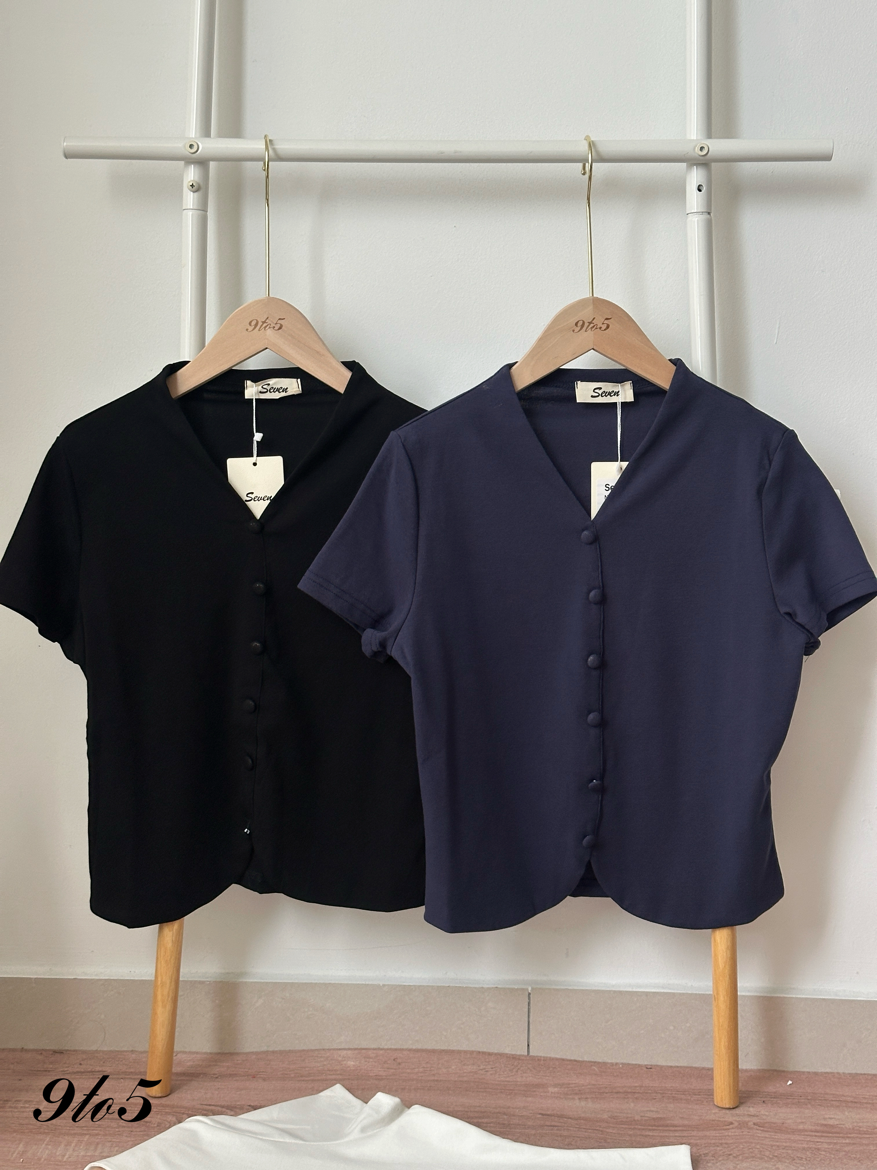 T4447 V Neck Waisted Top - 4 Colors 