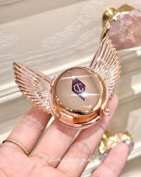 Charlotte Tilbury竟然推出手機📱托!! （香港🇭🇰專櫃）