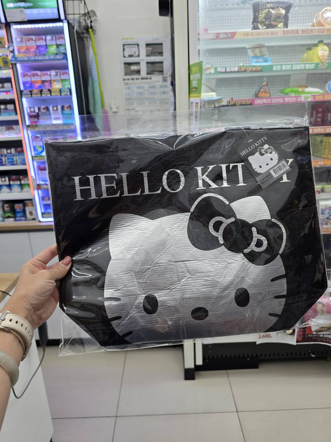 韓國 7-11 ✕ Sanrio 乘聯Hello Kitty 便攜摺疊 環保袋 5款任選