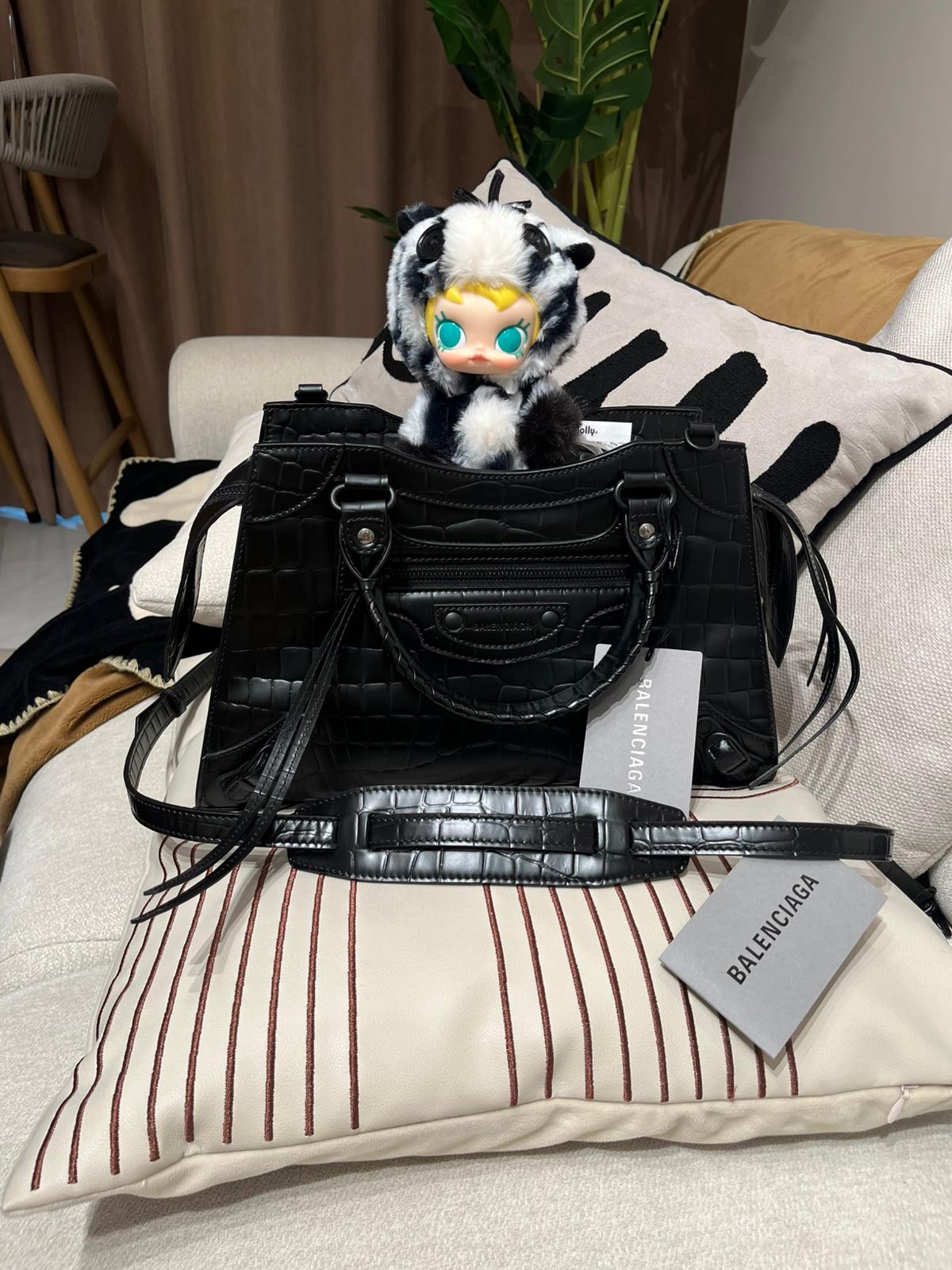 未使用品 BALENCIAGA Neo Classic City 2 way bag 黑色 So Black 638521 Crocodile Embossed Calfskin,100%Authentic, Unused未使用品 ✅Dust bag✅tap