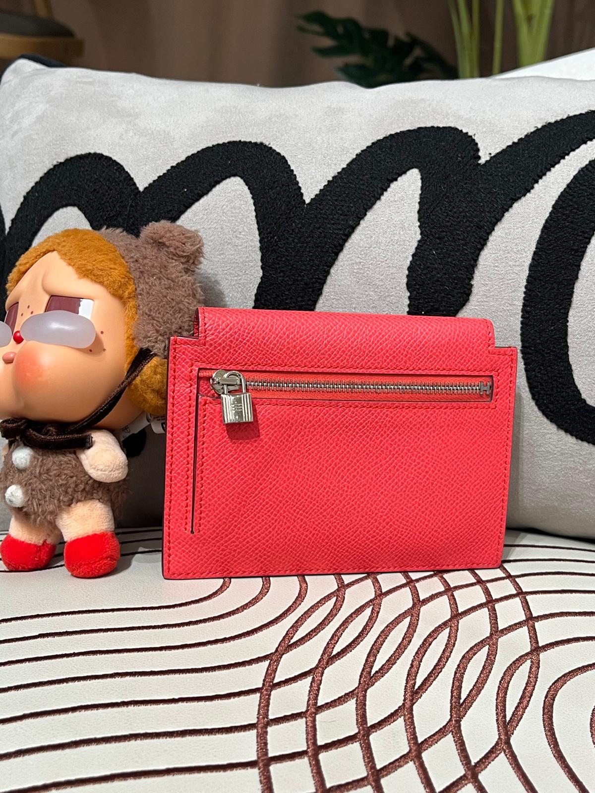 Hermes Kelly Pocket Stamp 100%Authentic,98%new