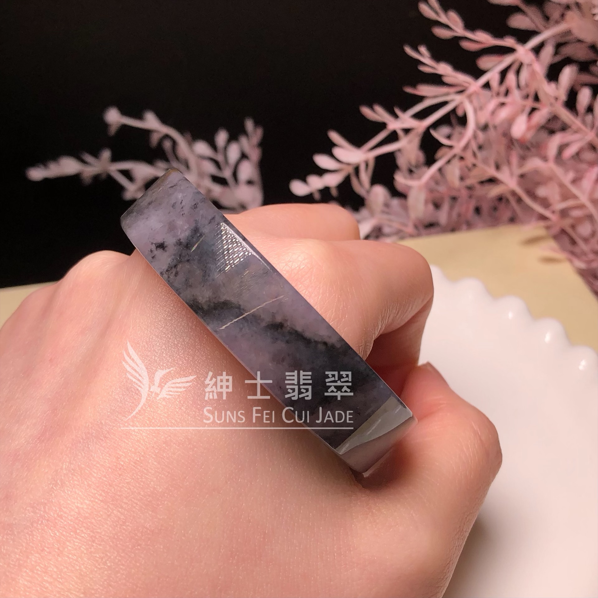 C06212 山水紫底烏雞飄黃方鐲50.1