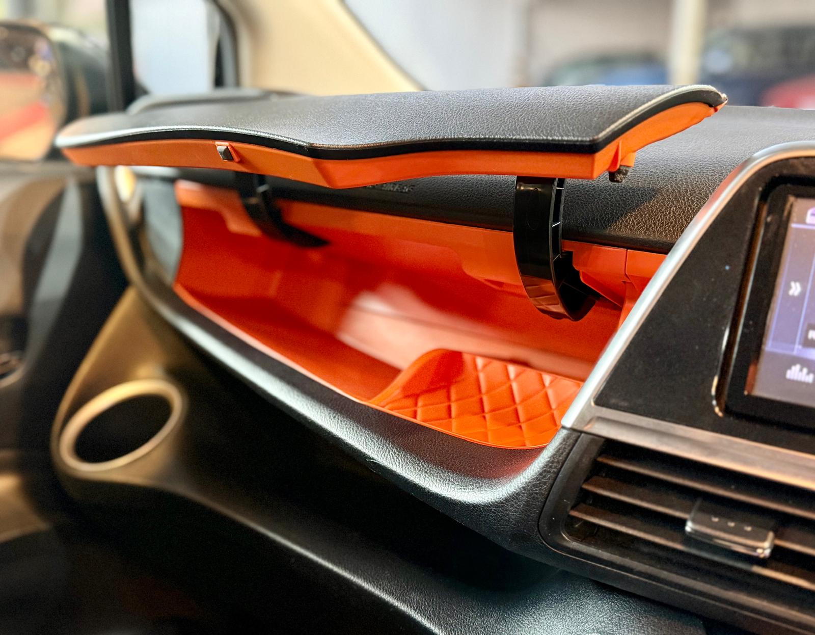 Toyota Sienta Hybrid Facelift 2018