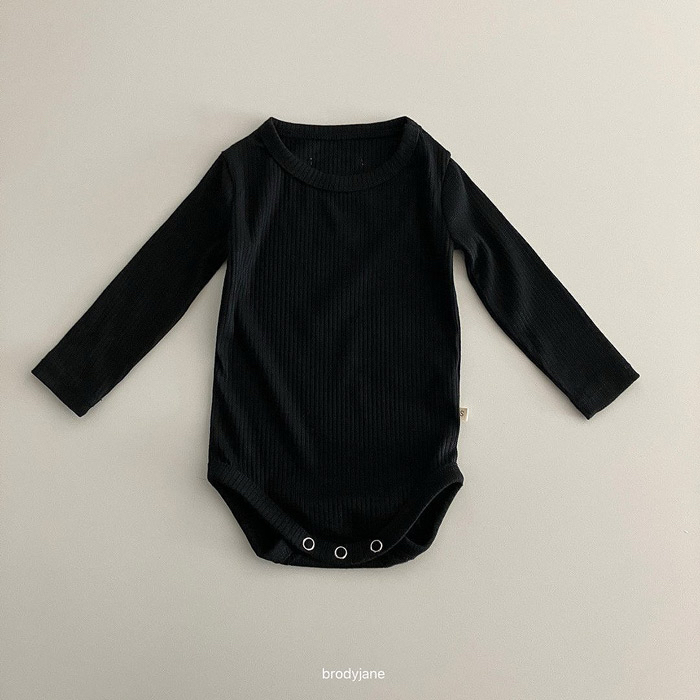 🇰🇷Brodyjane basic suit