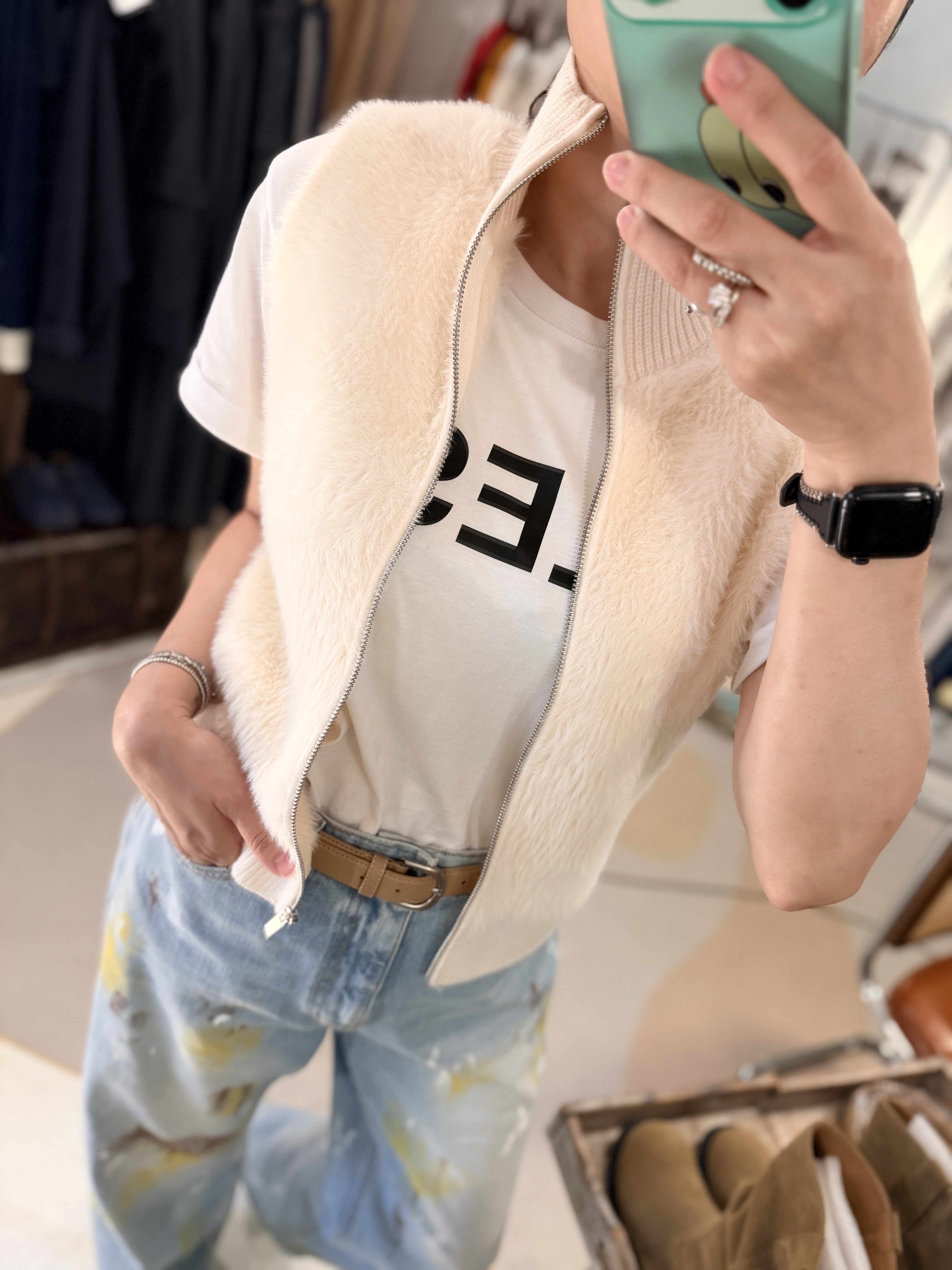 Fake fur vest outer
