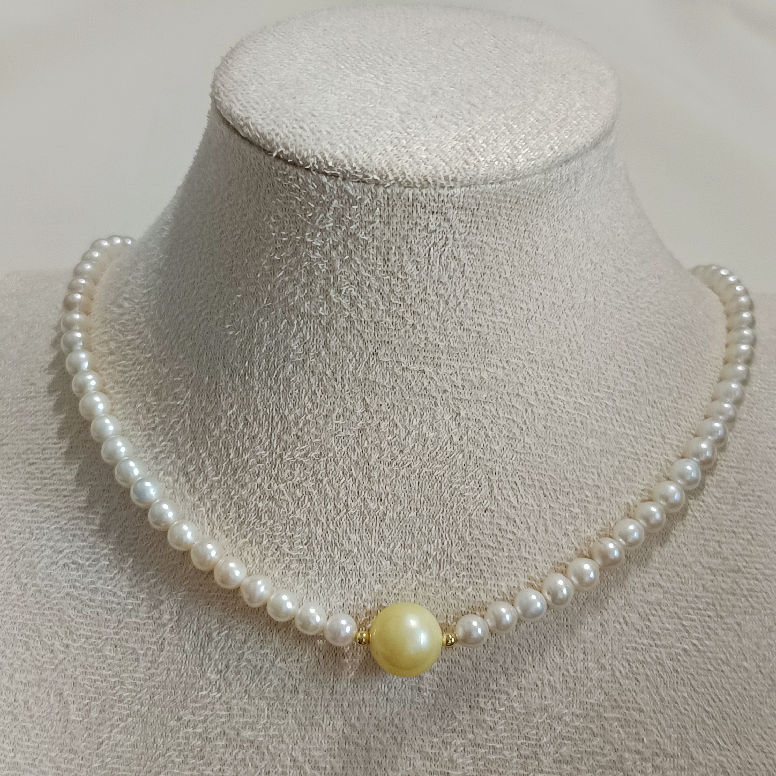 近正圓強光淡水AK 珍珠+南洋金海水珍珠注金尾鍊扣項鍊