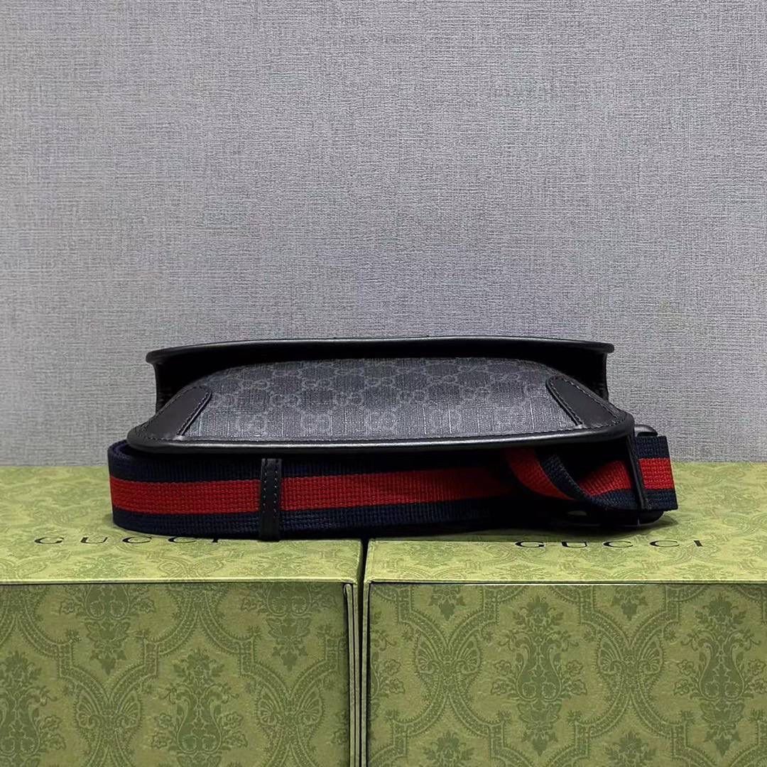 ✅腰挎包：全新包装 型号：598113 尺寸：24*17*3.5cm