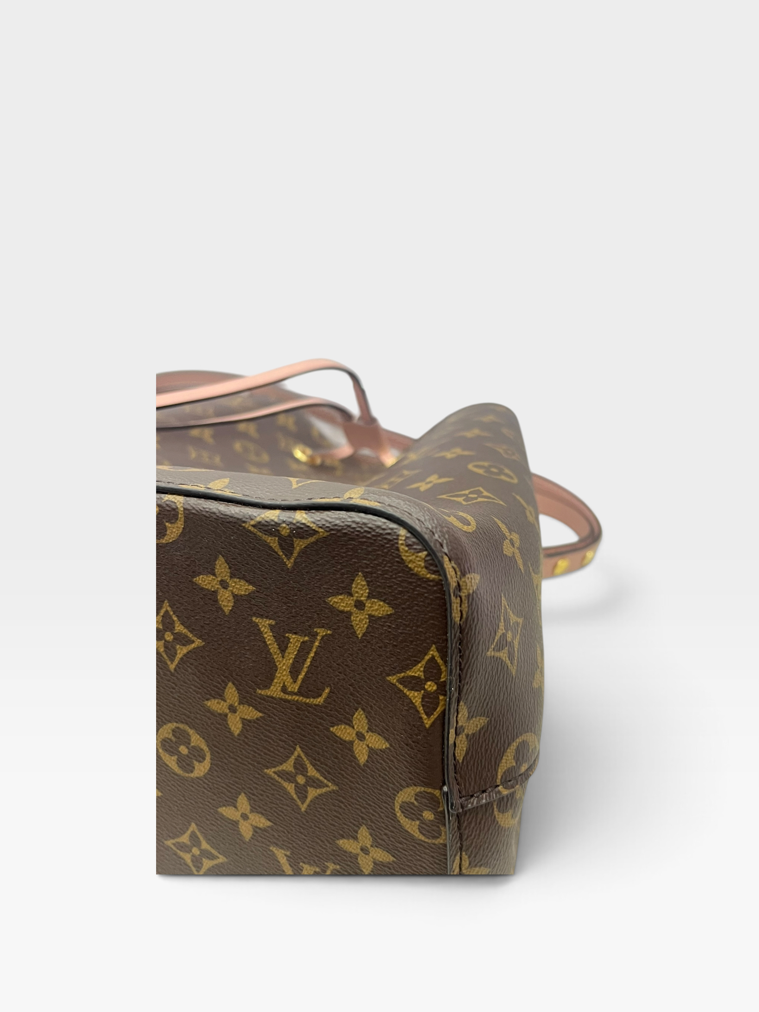 Pre-Owned LV Bucket Bag / Product Code: 090306