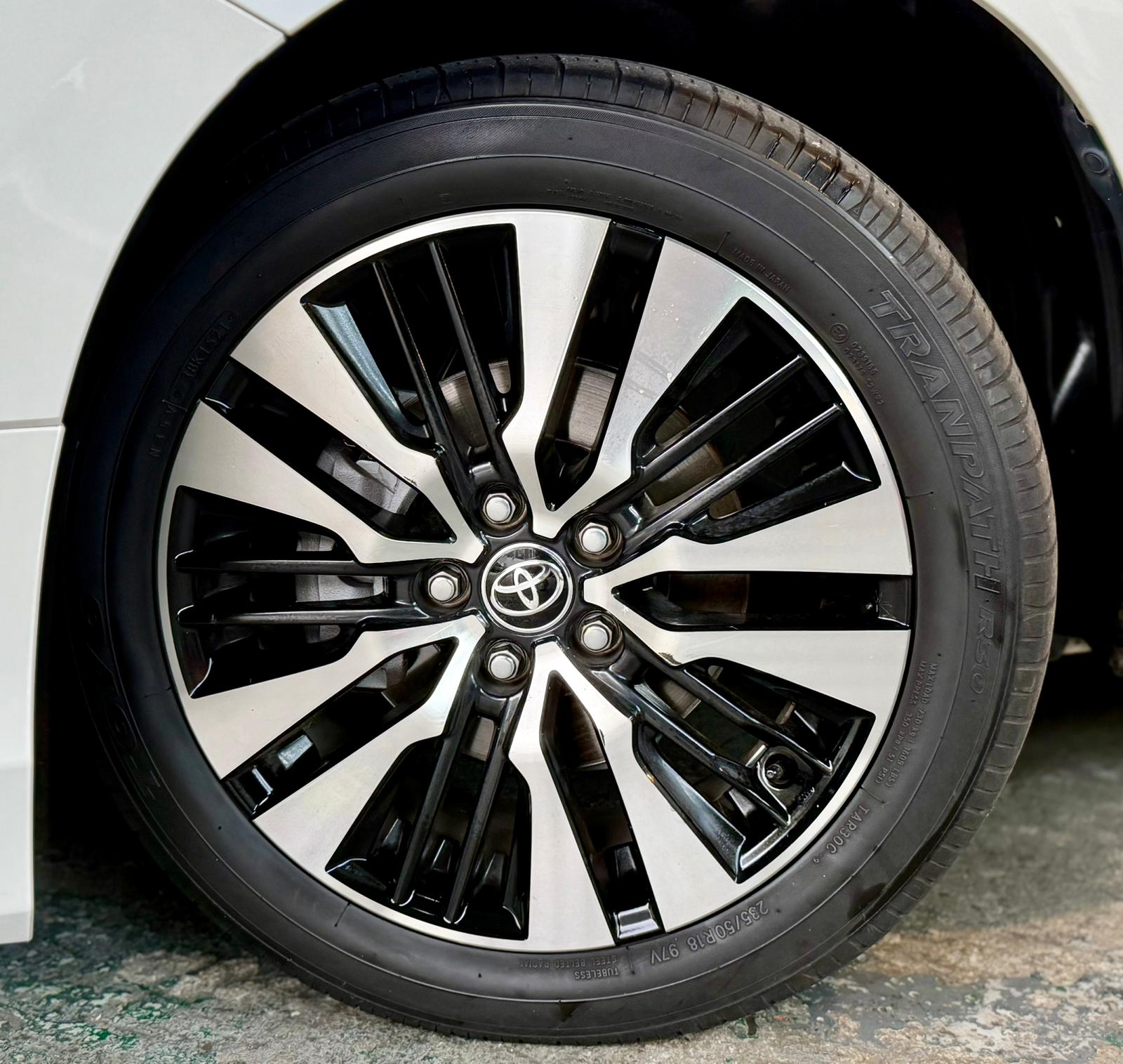 Toyota Vellfire 2.5 Modellista 2016