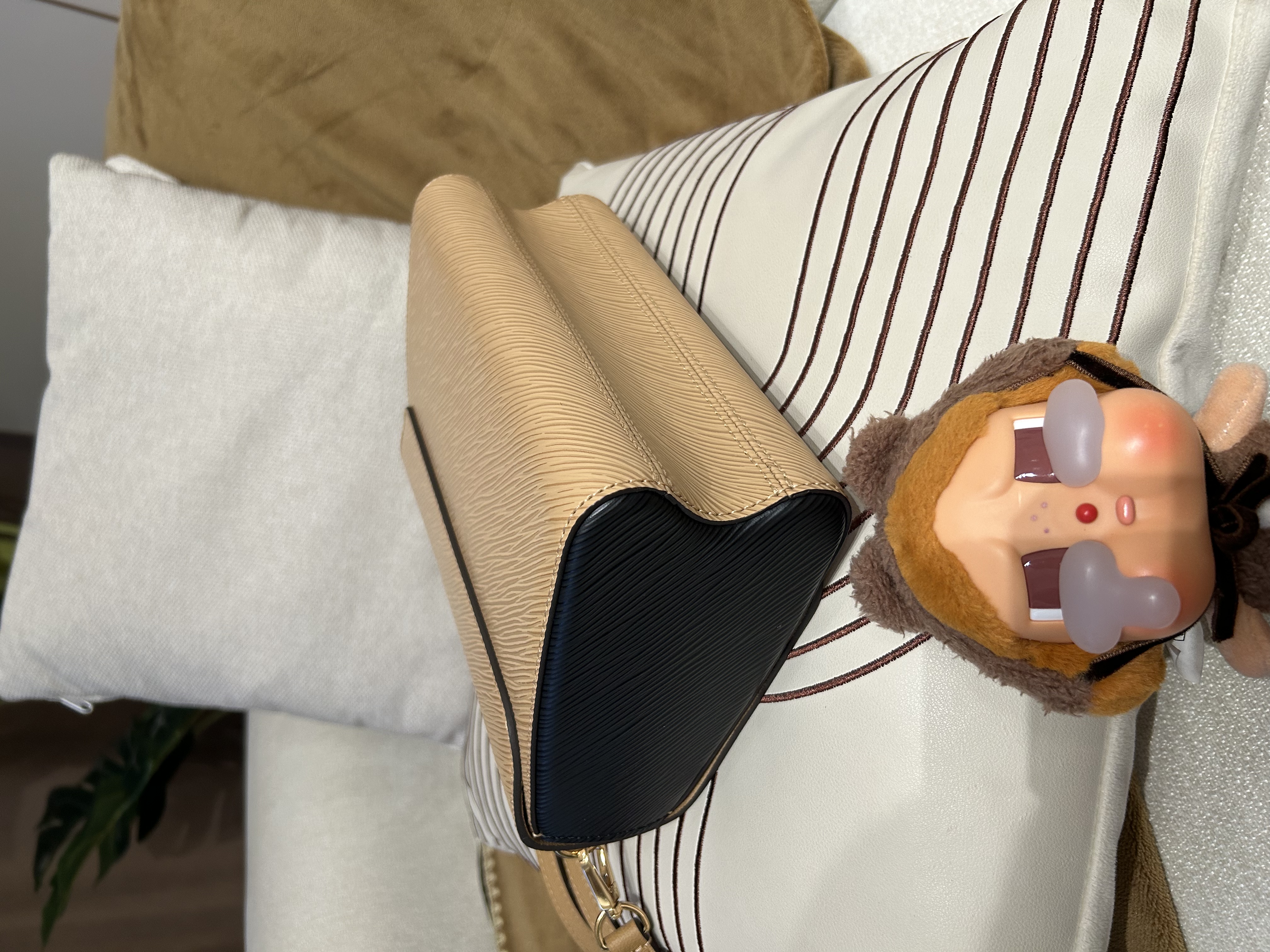 全新 LV Twist MM M51884 拼色 100%Authentic, 全新未使用品 ✅Dust bag✅Box