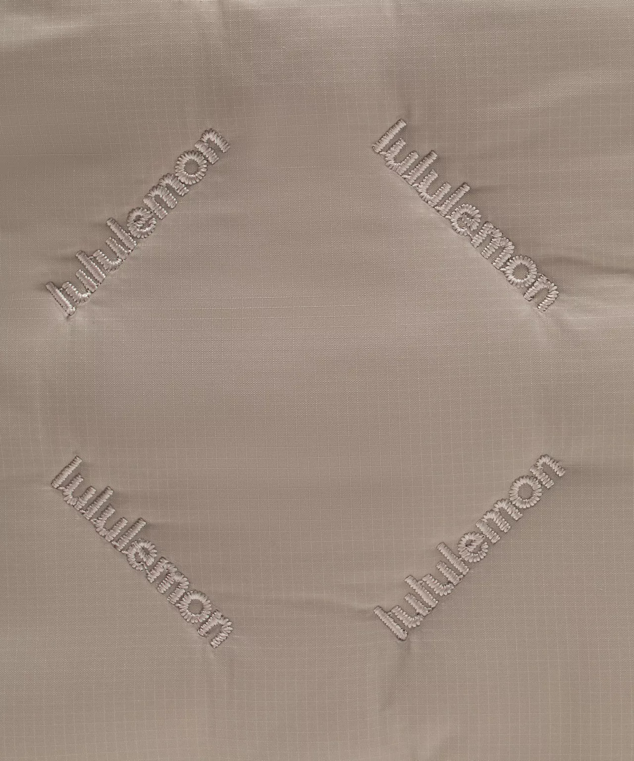 Lululemon Quilty Pleasures Tote Bag Mini 5L