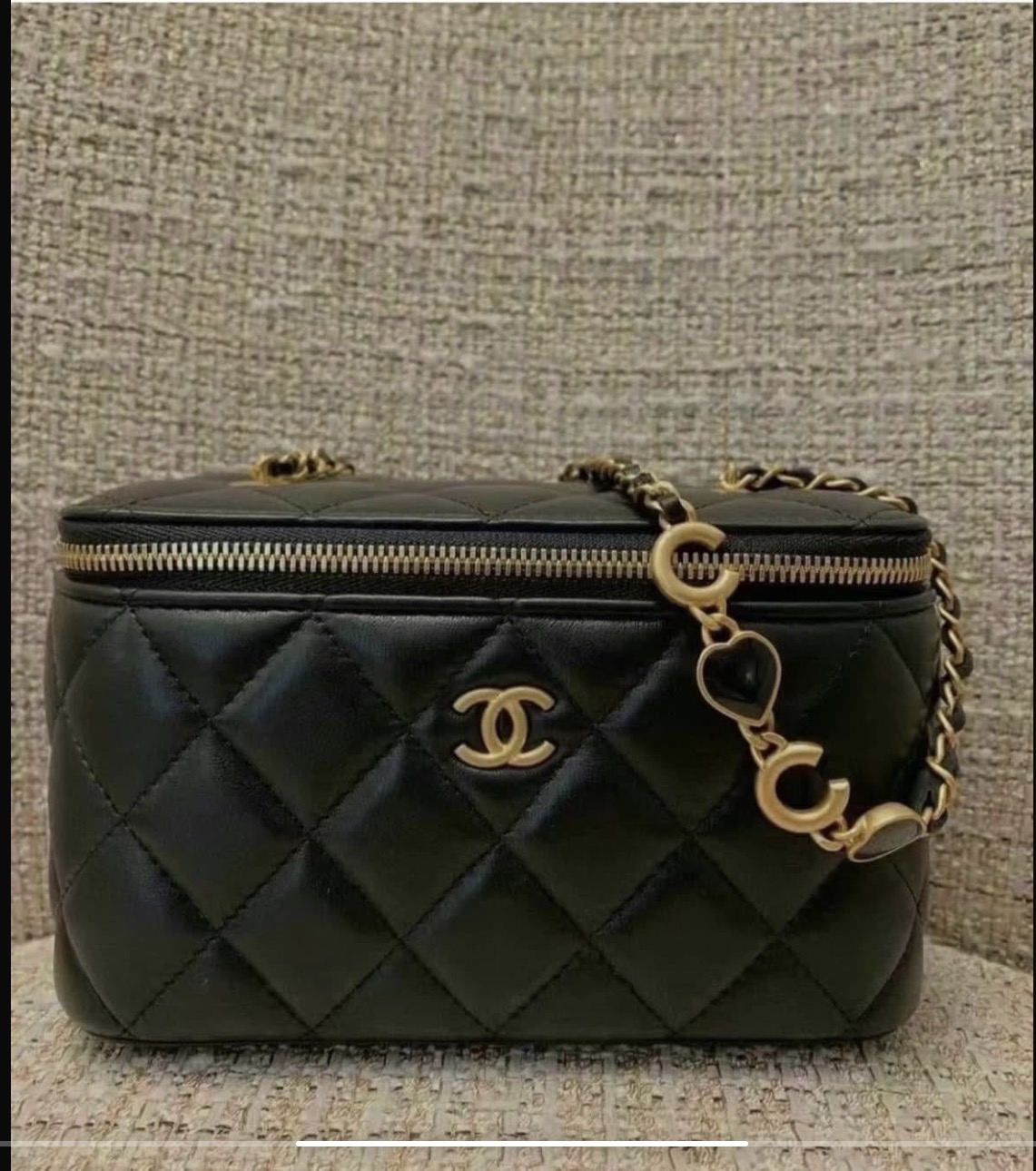Chanel 香奈兒菱格紋長盒包