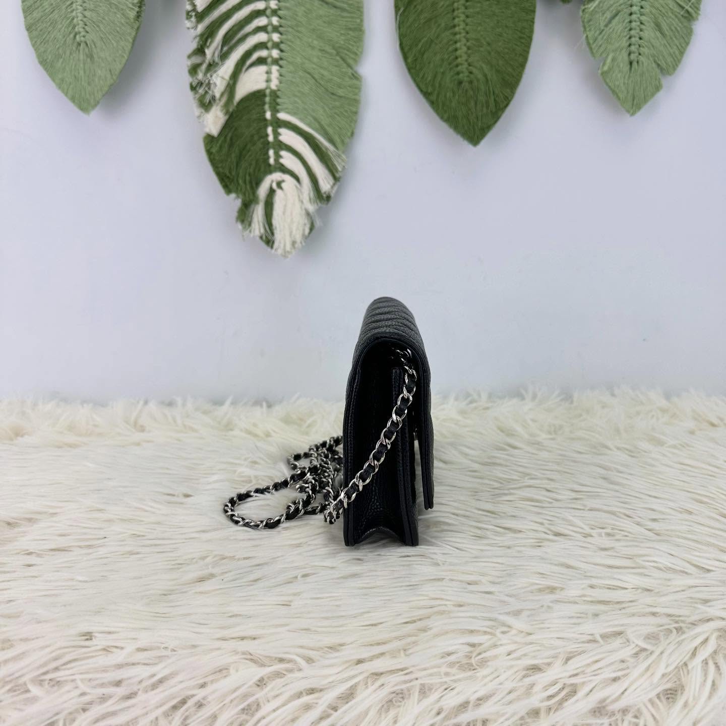 CHANEL 閑置品🌟 黑色銀扣荔枝皮WOC 2026年 全套有單🖤