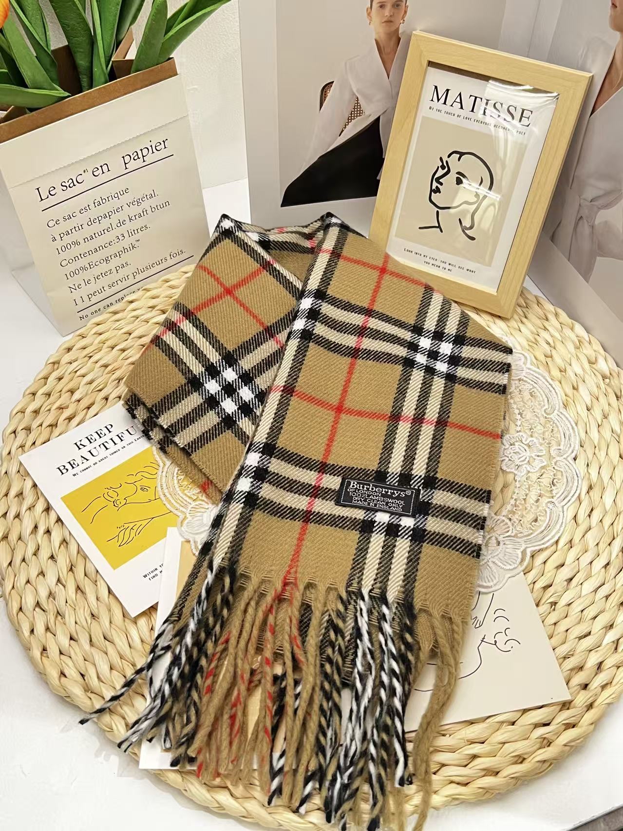 Burberry 經典格紋100%羊毛圍巾 
