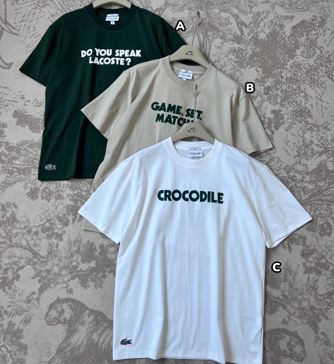 LACOSTE 胸前簡約字母短袖Tee