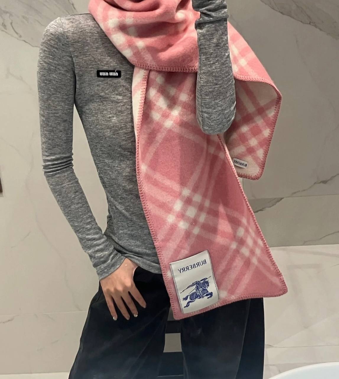 限時優惠✨冬天❄️斷貨✨訂貨🍒Burberry 熱賣款scarf  100%wool  / Size 182x30cm