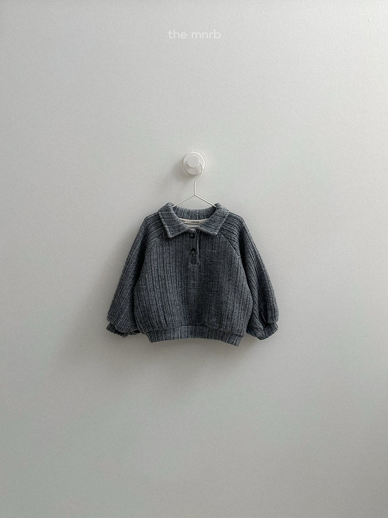 Mnirobe |boy collared sweatshirt