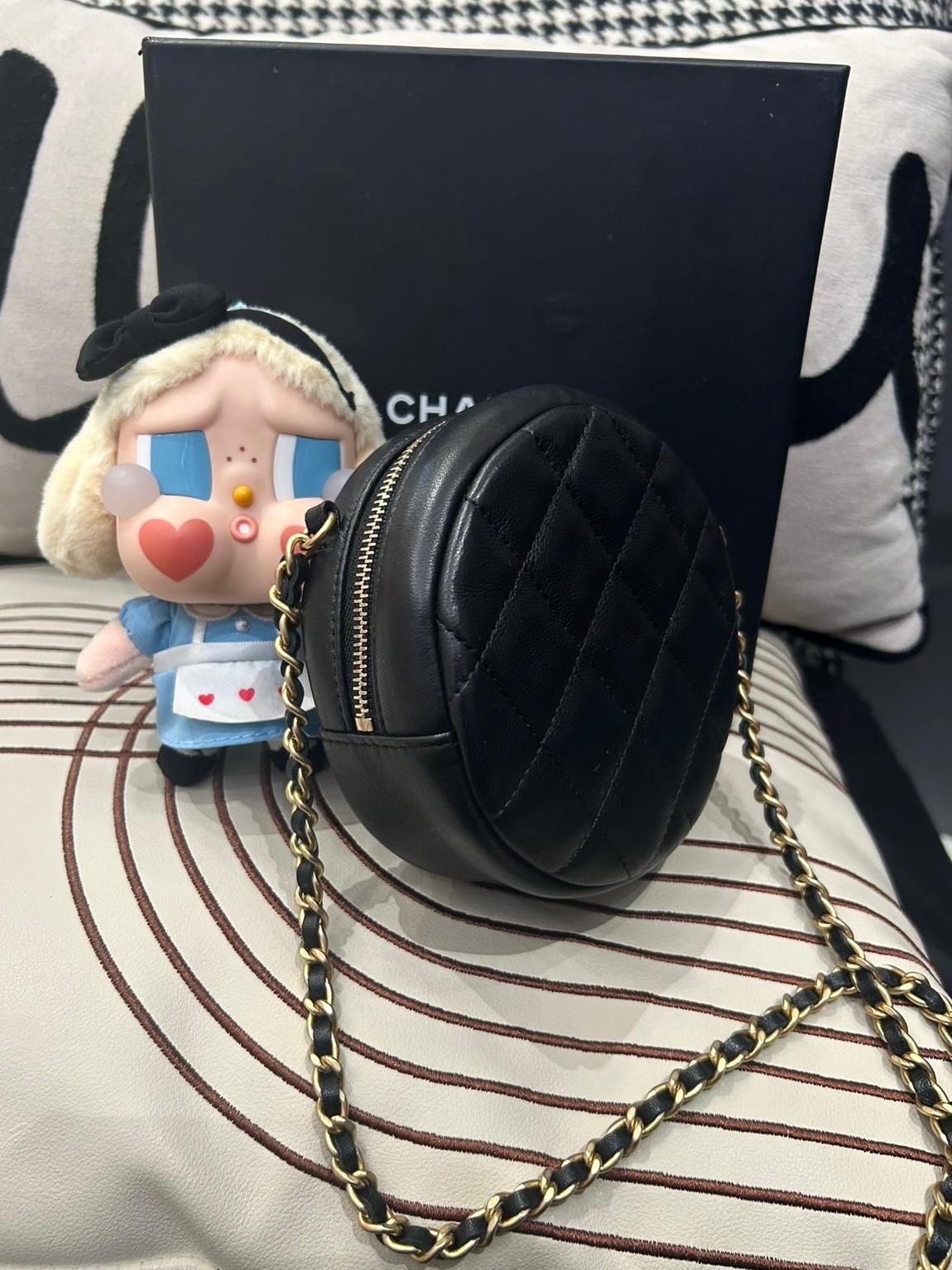 Chanel round chain bag A81620 ,100%Authentic,98%new ✅card✅dust bag ✅Box