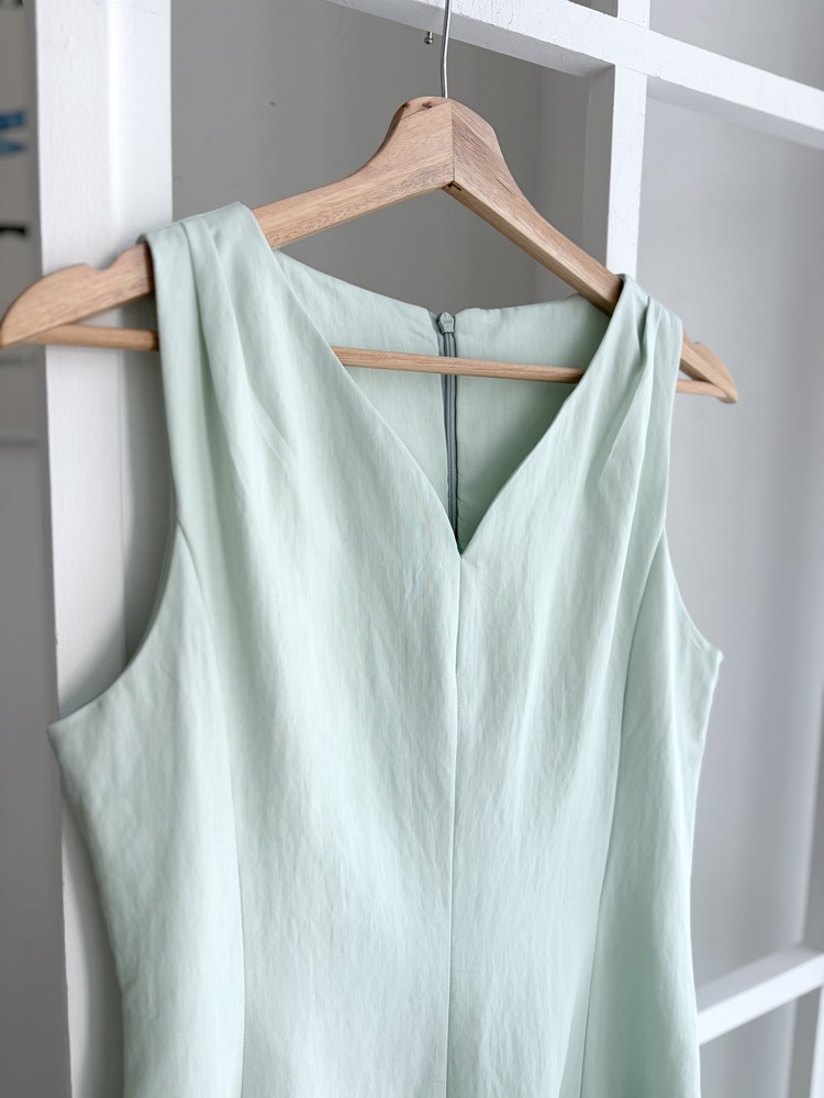Daphne Flare Dress (Mint)