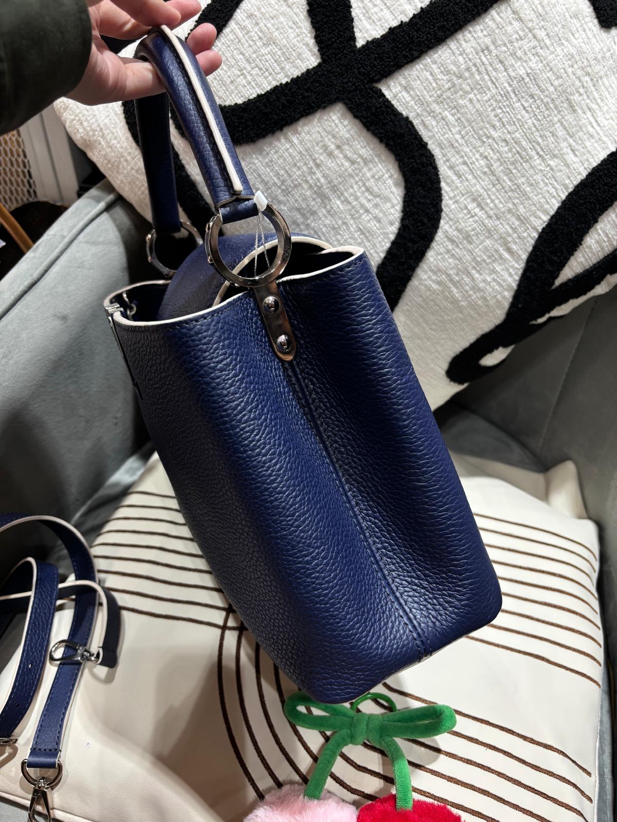 Lv Capucines MM leather 2way bag   100%Authentic, 98%new  ✅長肩帶✅Dust bag