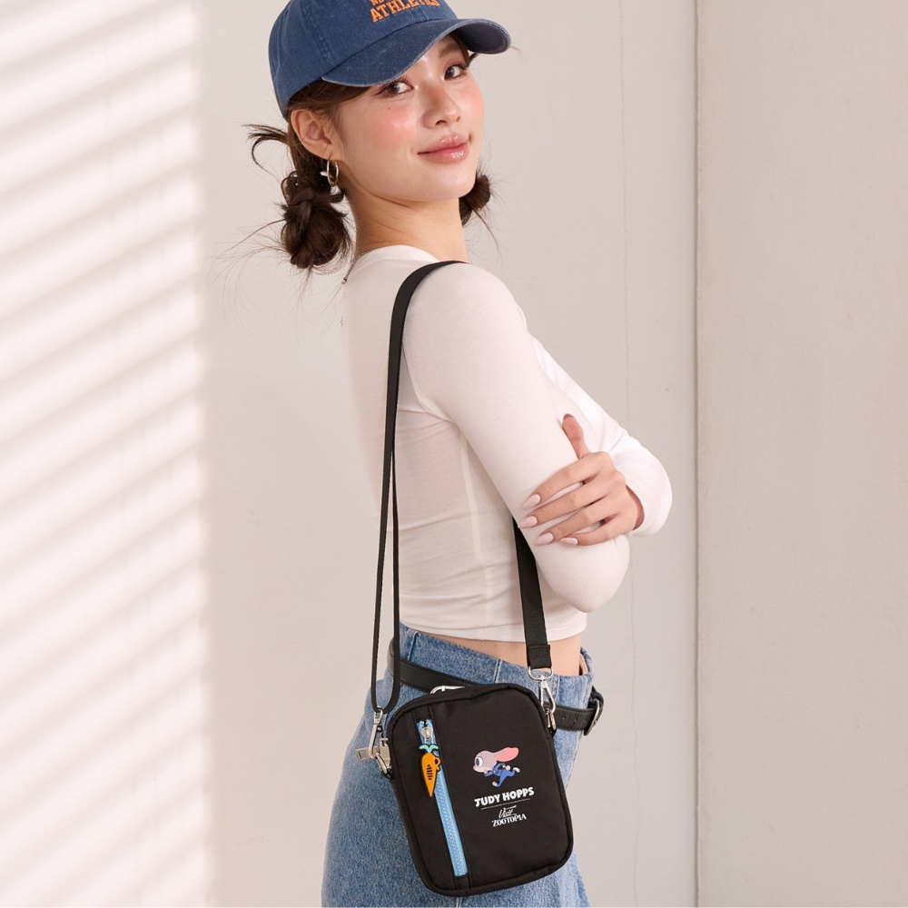 📦訂購 台灣限定 迪士尼 Zootopia 優獸大都會 直式側背包