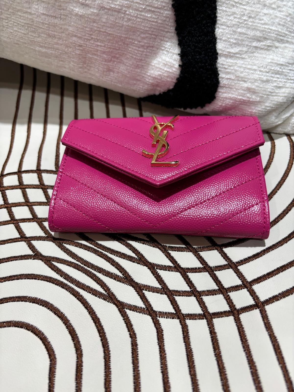 YSL SAINT LAURENT Caviar Cassandre Card Holder 粒紋小牛皮卡套  Card Holder Calfskin 100%Authentic, 99%New 